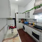 Perfect Near Airport 2 Kwatera prywatna